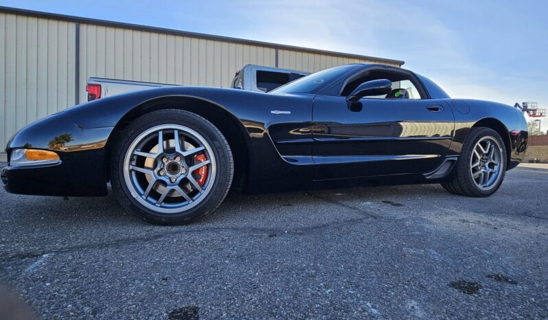 
								2001 Chevrolet Corvette Z06 full									