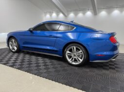 
										2021 Ford Mustang EcoBoost Premium full									