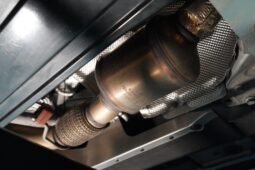 
										2021 Aston Martin DBX Twin-Turbocharged full									