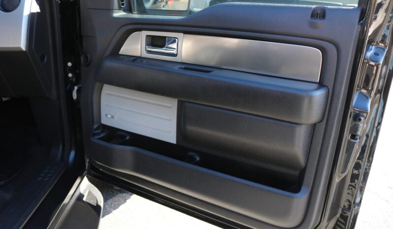 
								2014 Ford F-150 SVT Raptor SuperCrew full									