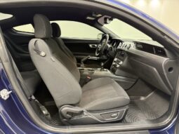 
										2019 Ford Mustang GT 5.0L V8 full									