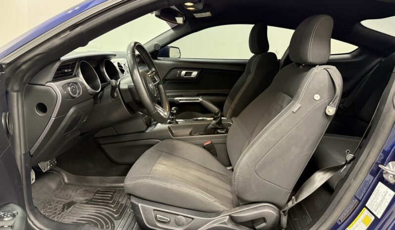 
								2019 Ford Mustang GT 5.0L V8 full									