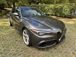 
										2018 Alfa Romeo Giulia Quadrifoglio full									