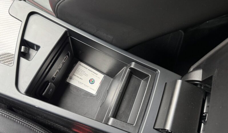 
								2018 Alfa Romeo Giulia Quadrifoglio full									