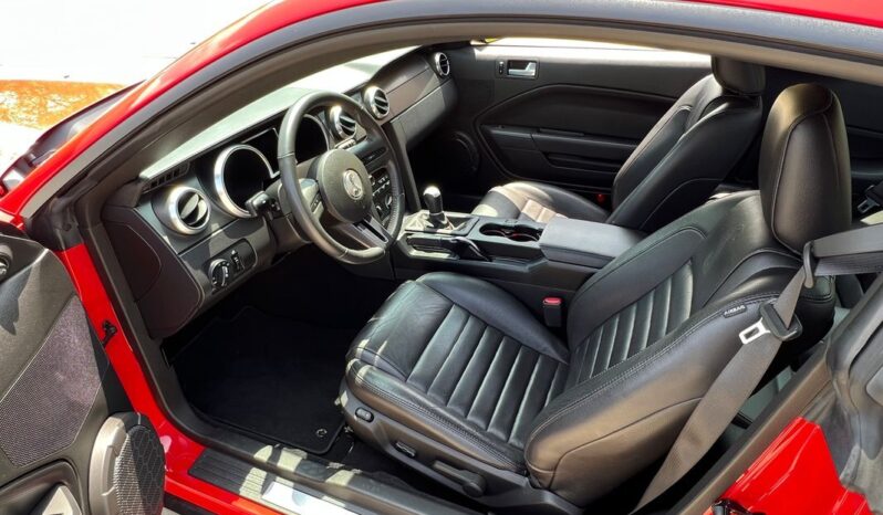 
								2009 Ford Mustang Shelby GT500 Coupe full									