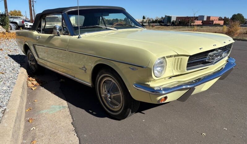 
								1965 Ford Mustang Convertible full									