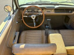 
										1965 Ford Mustang Convertible full									