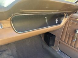 
										1965 Ford Mustang Convertible full									