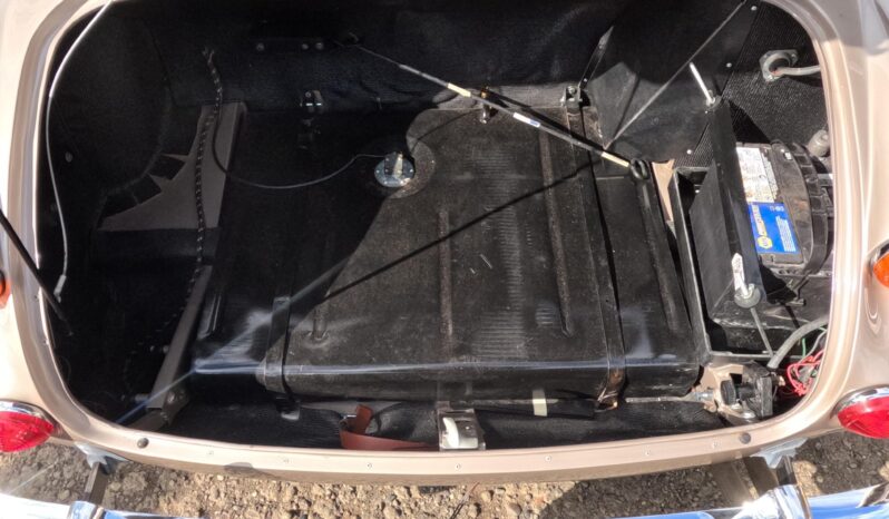 
								1967 Austin-Healey 3000 BJ8 Mk III full									