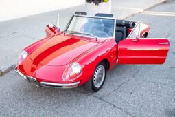 
										1967 Alfa Romeo 1600 Spider Duetto full									
