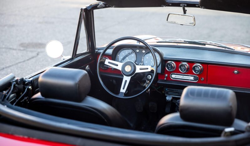 
								1967 Alfa Romeo 1600 Spider Duetto full									