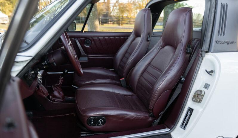 
								1985 Porsche 911 Carrera Targa full									