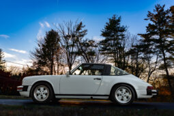 
										1985 Porsche 911 Carrera Targa full									