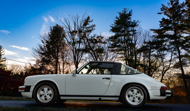 
								1985 Porsche 911 Carrera Targa full									