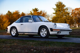 
										1985 Porsche 911 Carrera Targa full									
