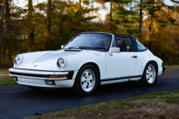 
										1985 Porsche 911 Carrera Targa full									