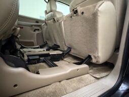 
										2005 Chevrolet Suburban 1500 LT Z71 4×4 full									