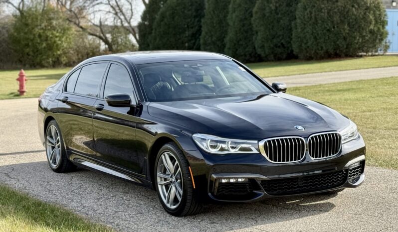 
								2019 BMW 750i xDrive M Sport full									