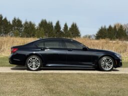 
										2019 BMW 750i xDrive M Sport full									