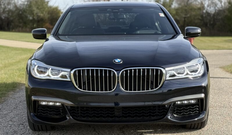 
								2019 BMW 750i xDrive M Sport full									