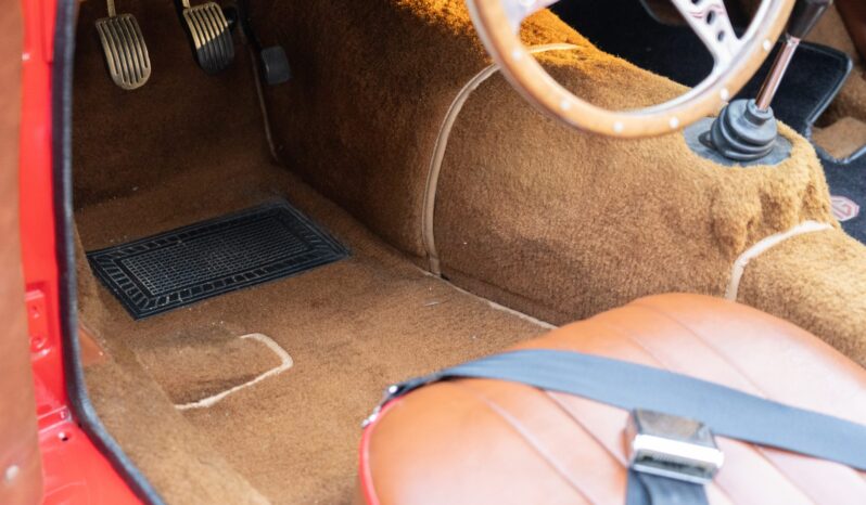 
								1959 MG MGA 1500 Roadster full									