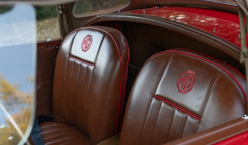 
								1959 MG MGA 1500 Roadster full									