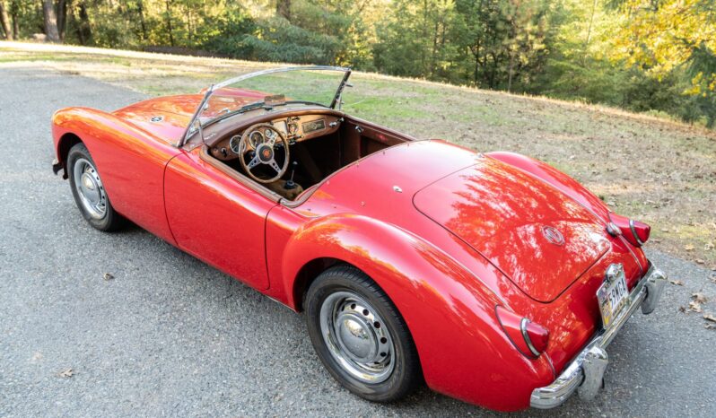 
								1959 MG MGA 1500 Roadster full									