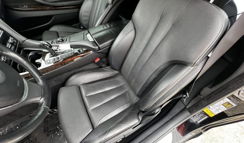 
								2012 BMW 650i Convertible full									