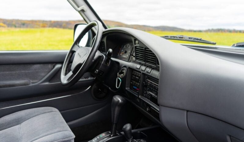 
								1994 Toyota Land Cruiser FZJ80 full									