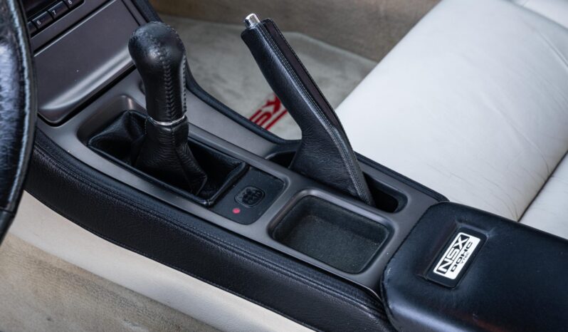 
								1991 Acura NSX 5-Speed full									