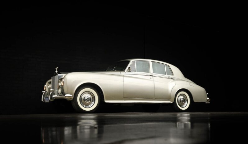 
								1963 Rolls-Royce Silver Cloud III full									