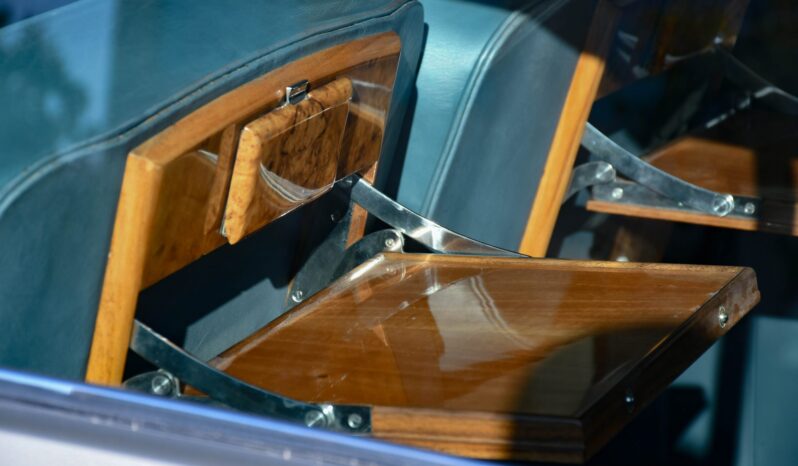 
								1963 Rolls-Royce Silver Cloud III full									