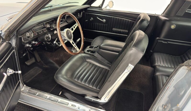 
								1965 Ford Mustang Fastback 302ci V8 full									