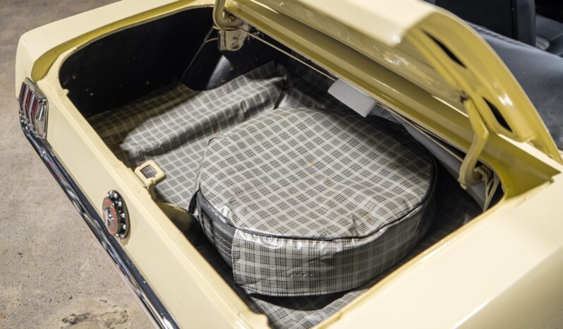 
								1966 Ford Mustang Convertible 289 full									