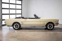 
										1966 Ford Mustang Convertible 289 full									