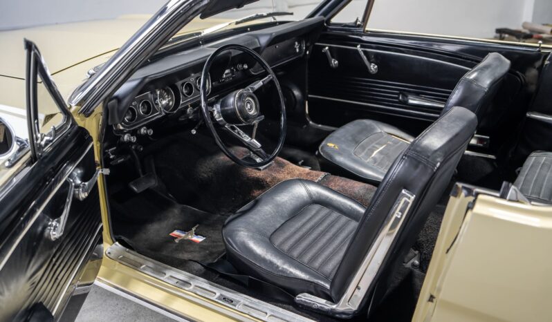 
								1966 Ford Mustang Convertible 289 full									