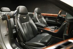 
										2008 Bentley Azure full									