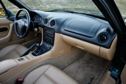 
										2000 Mazda MX-5 Miata 5-Speed full									