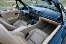 
										2000 Mazda MX-5 Miata 5-Speed full									