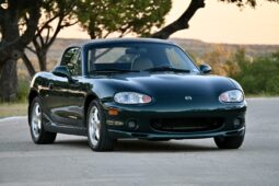 
										2000 Mazda MX-5 Miata 5-Speed full									