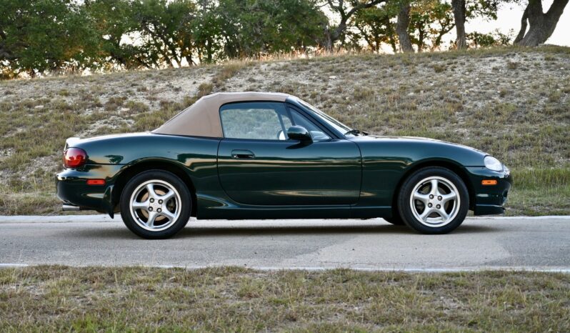 
								2000 Mazda MX-5 Miata 5-Speed full									