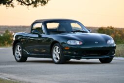 
										2000 Mazda MX-5 Miata 5-Speed full									