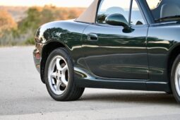 
										2000 Mazda MX-5 Miata 5-Speed full									