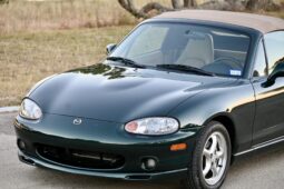 
										2000 Mazda MX-5 Miata 5-Speed full									