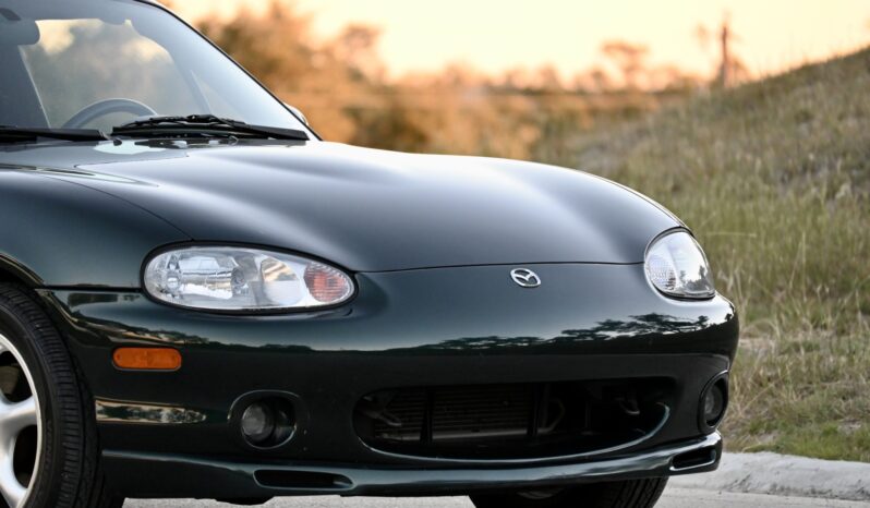 
								2000 Mazda MX-5 Miata 5-Speed full									