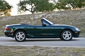 2000 Mazda MX-5 Miata 5-Speed