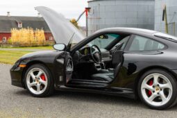 
										2002 Porsche 911 Carrera 4S Coupe 6-Speed full									