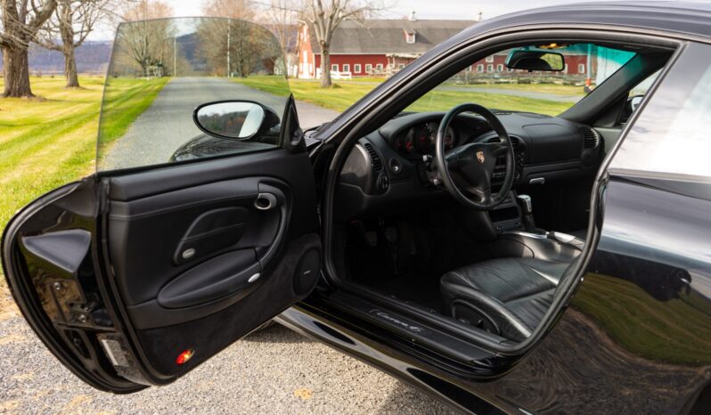 
								2002 Porsche 911 Carrera 4S Coupe 6-Speed full									