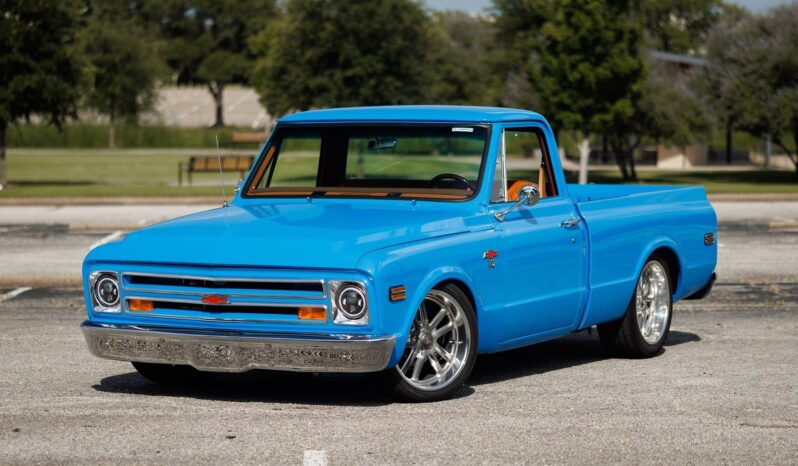 								1968 Chevrolet C-10 383 Custom Pickup – Restomod full									