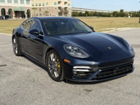 2021 Porsche Panamera Turbo S